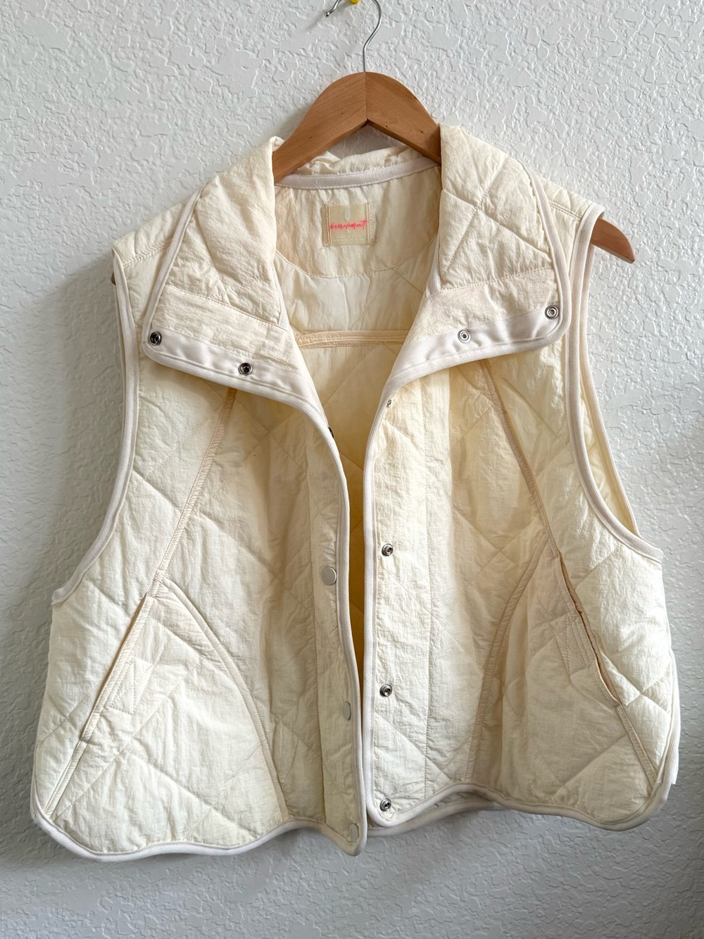 Free People Quinn Quilted Puffer Vest Size Small Ivory Cream Over Sized - Picture 3 of 9